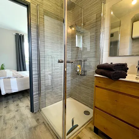 Depaysement Pres De Verneuil Balines