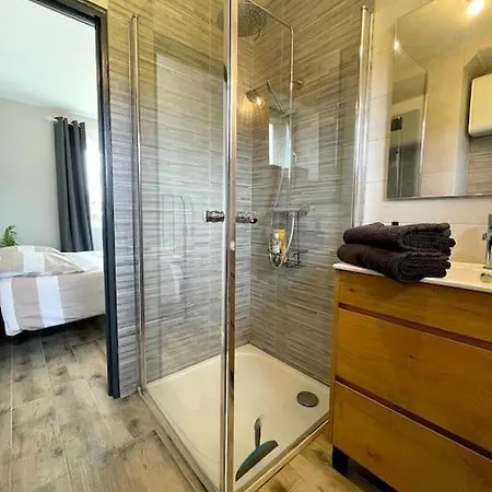 Depaysement Pres De Verneuil * Balines